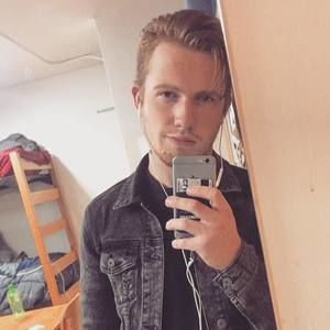 Meet your Posher, Brandon